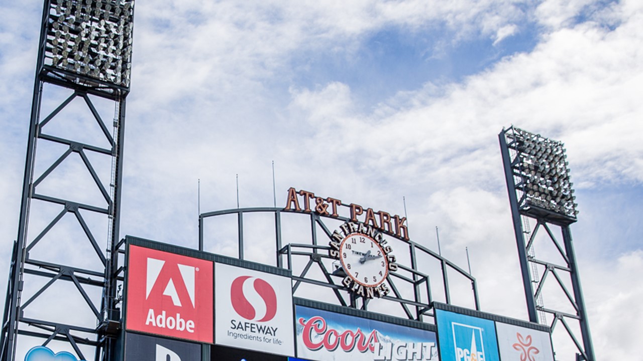 The Weirdest Coaching Staff in Baseball Has Made the Giants a Powerhouse -  WSJ